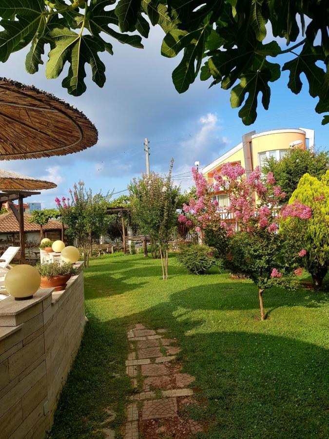 Casa Domingo Hotel Sinemoretz Buitenkant foto
